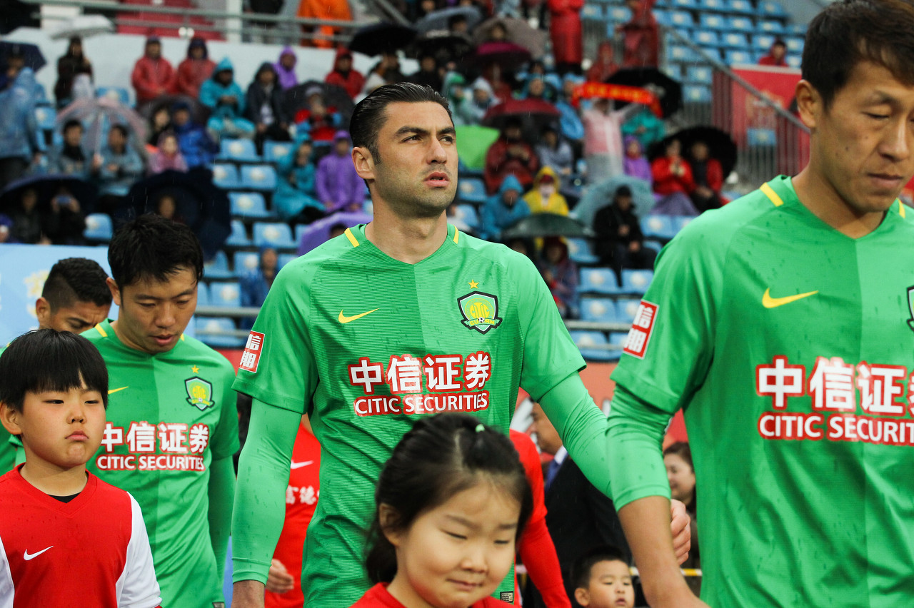 亿万28-天空：多队有意聘请伊尔马兹执教 其球员时期曾效力里尔、国安